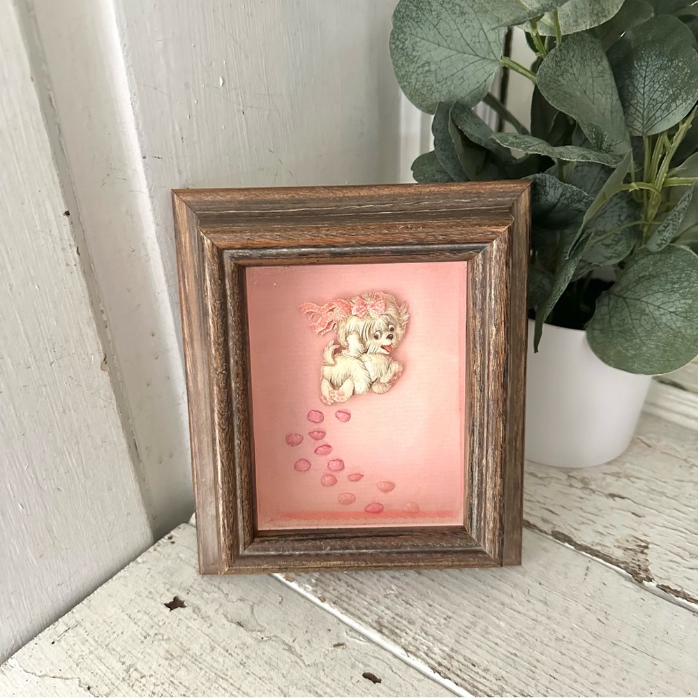 Vtg Dog European Style 3D Paper Sculpture Paper Tole Wood Framed Shadow Box Art